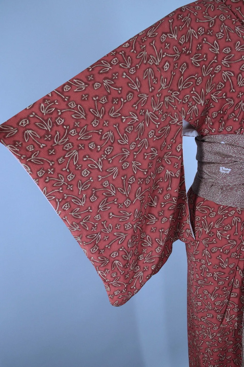 1940s Vintage Silk Kimono Robe / Rust Brown Abstract Floral