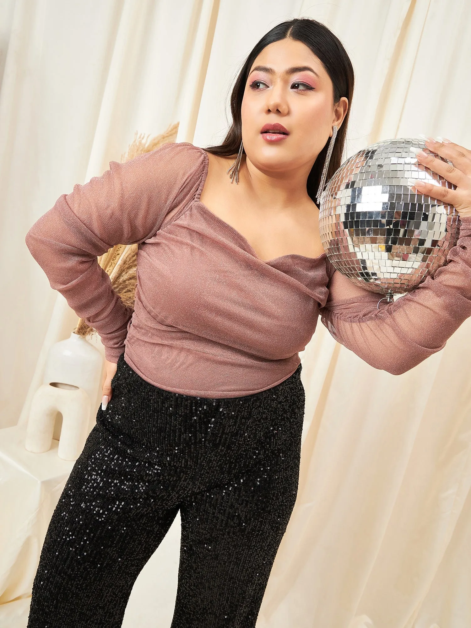 Berrylush Curve Women Solid Glitter Brown Square Neck Ruched Sleeves Slip-On Knitted Regular Top