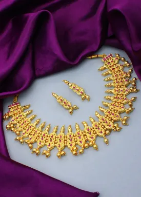 CHARMING DESIGNER NECKLACE