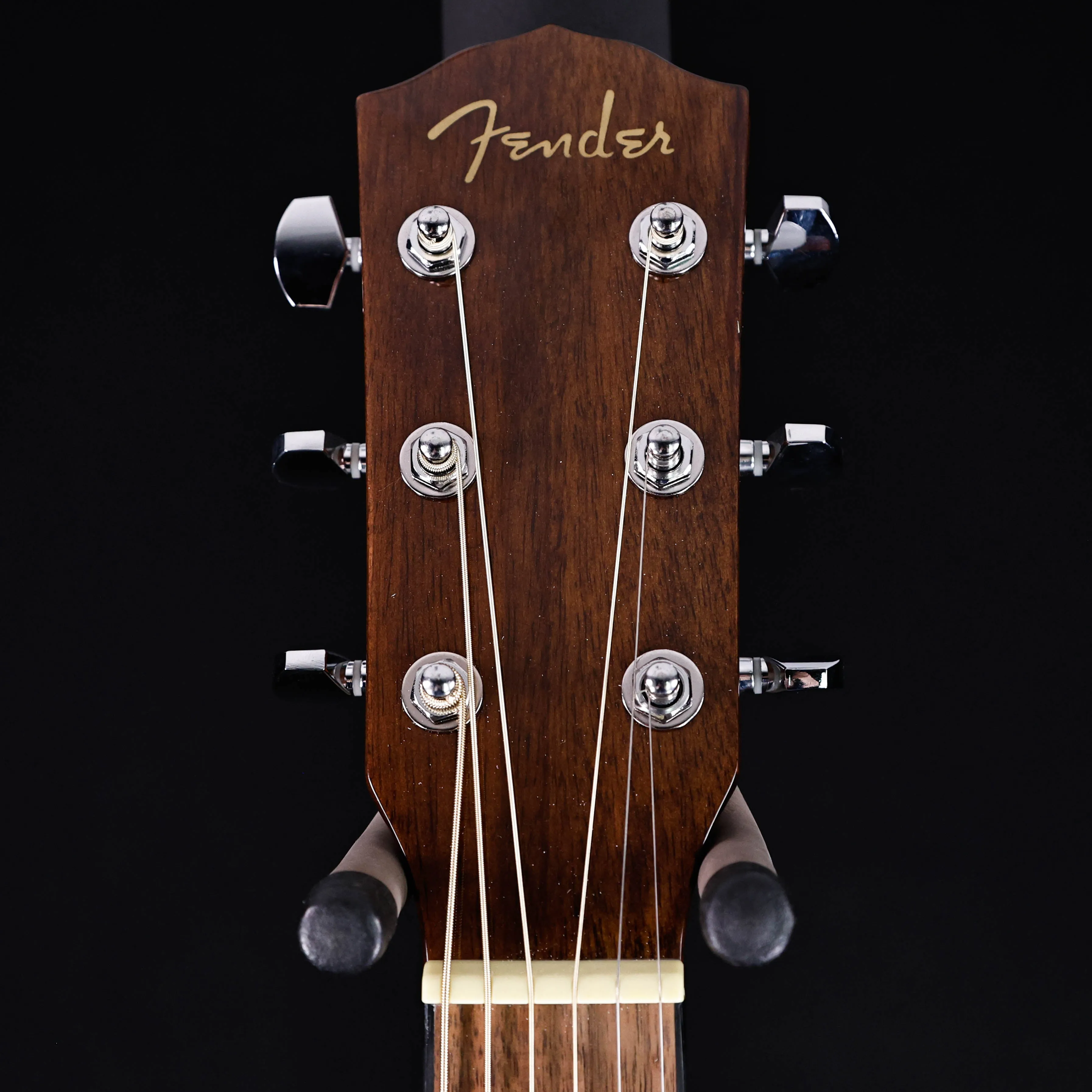 Fender CD-60SCE Dreadnought, Walnut Fb, Natural 4lbs 6.9oz