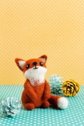 Hawthorn Handmade - Fox Cub Mini Needle Felting Kit