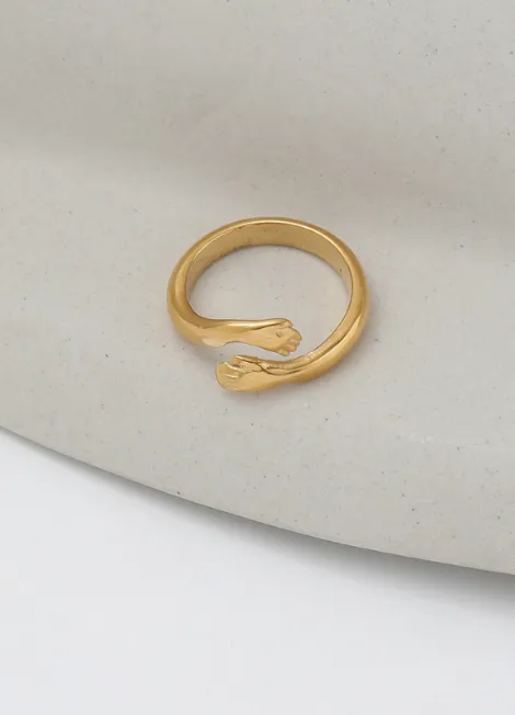 Ring | Helga Hug | 18K Gold Plated