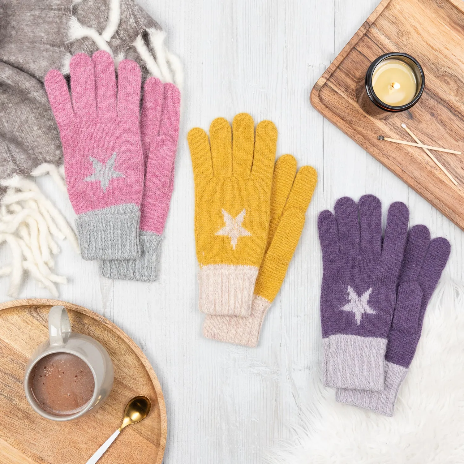 Star Knitted Gloves